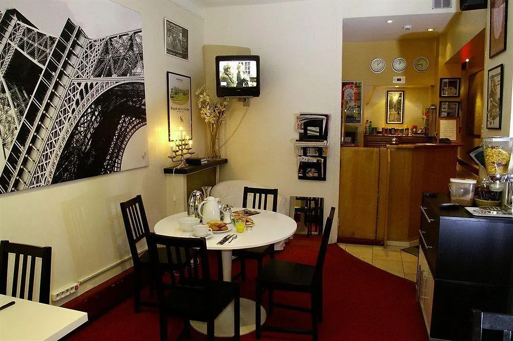 Bonne Nouvelle Hotel