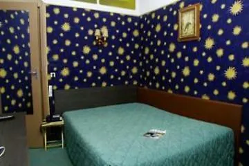 Bonne Nouvelle Otel 3*